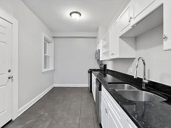 4th image of 2119 N Campbell Ave APT 3F