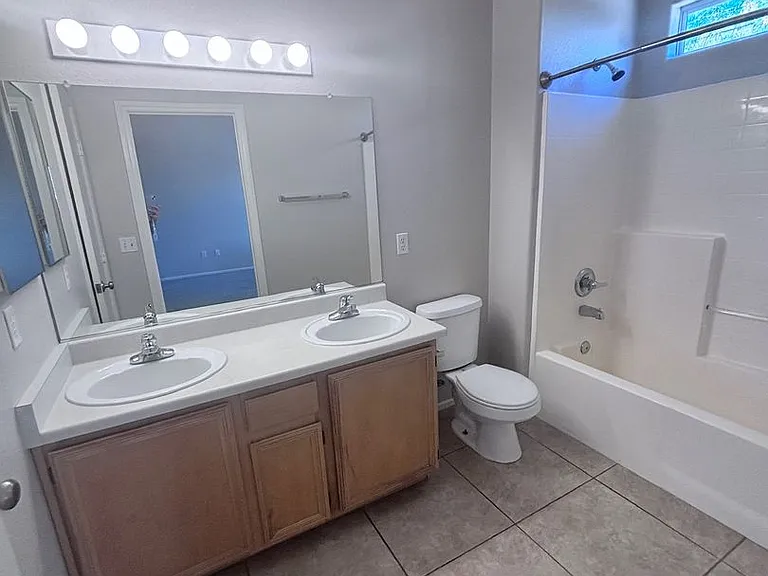 4912 Whispering Spring Ave — Photo 37