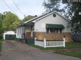 1416 Maxwell Ave NW, Warren, OH