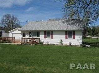 100 S Behrens Ave, Washington, IL