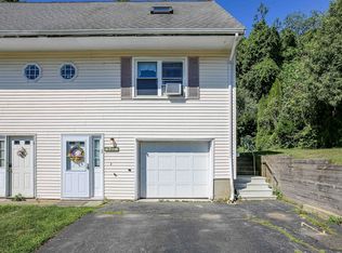47 Parsons Hill Dr #B, Worcester, MA 01603