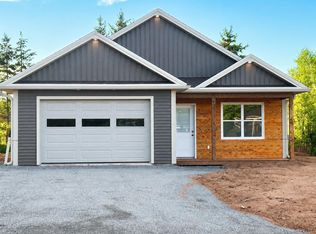 15 Norman Dr E, Royalty, PE C1C1E9
