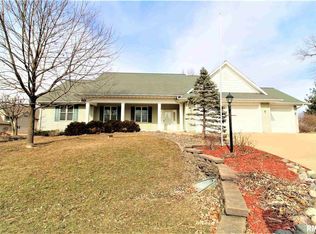 11529 W Chase Ln, Brimfield, IL 61517
