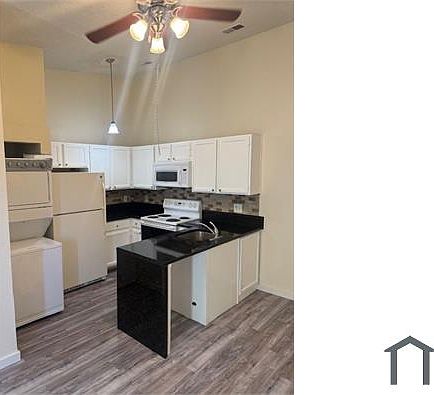 3rd image of 909 S Dawson Way Unit 19