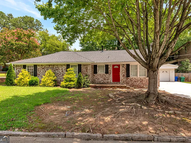2467 Ellijay Dr NE — Photo 1