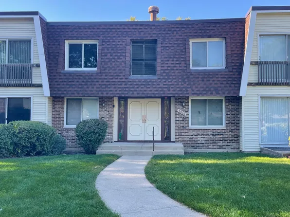 3018 Roberts Dr APT 3, Woodridge, IL 60517