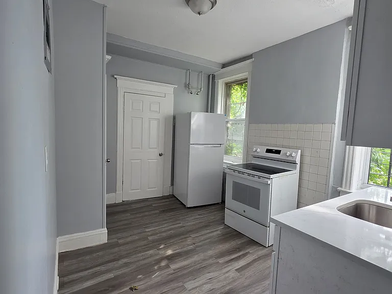 188 Ashburton Ave #3RS — Photo 3
