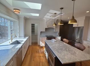 130-132 Washington St #1, Winchester, MA 01890