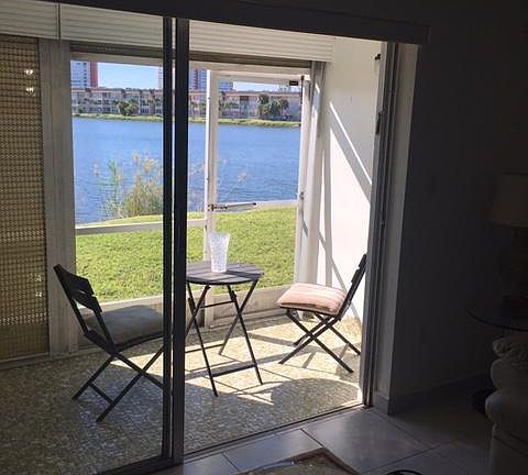 4th image of 1530 NE 191st St APT 102