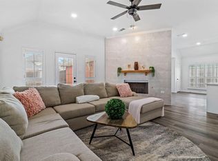 17708 Hillcrest Rd, Dallas, TX 75252