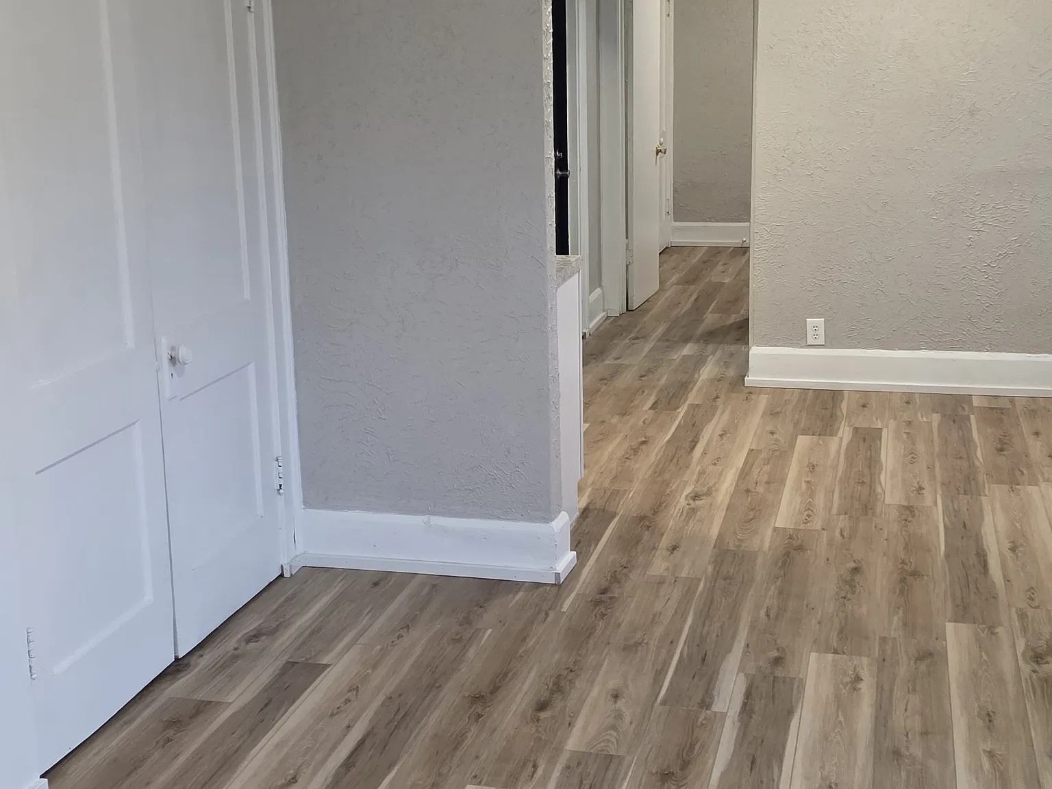 1 bed, 800 sqft, $950 — Photo 3