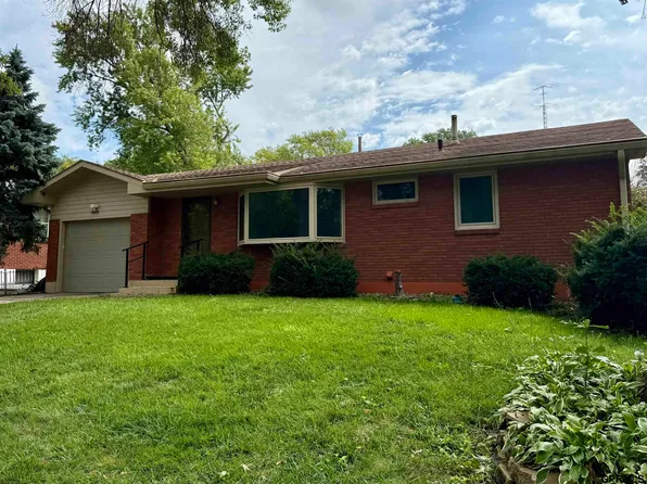 410 Skyway Rd, Lincoln, NE 68505