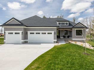 4323 Churchill Dr, Marion, IA 52302