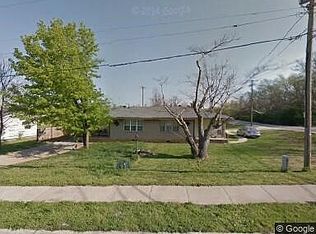 1712-1714 Lawson St, Fayetteville, AR 72703