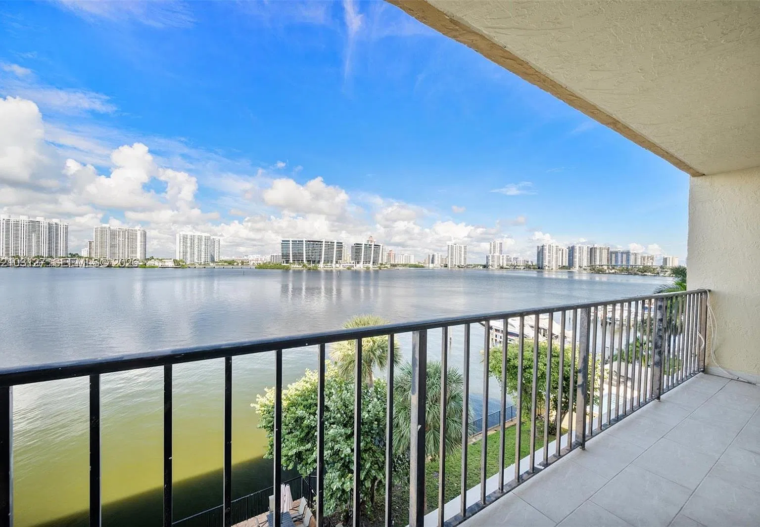 Bay House Tower Condo — Photo 1