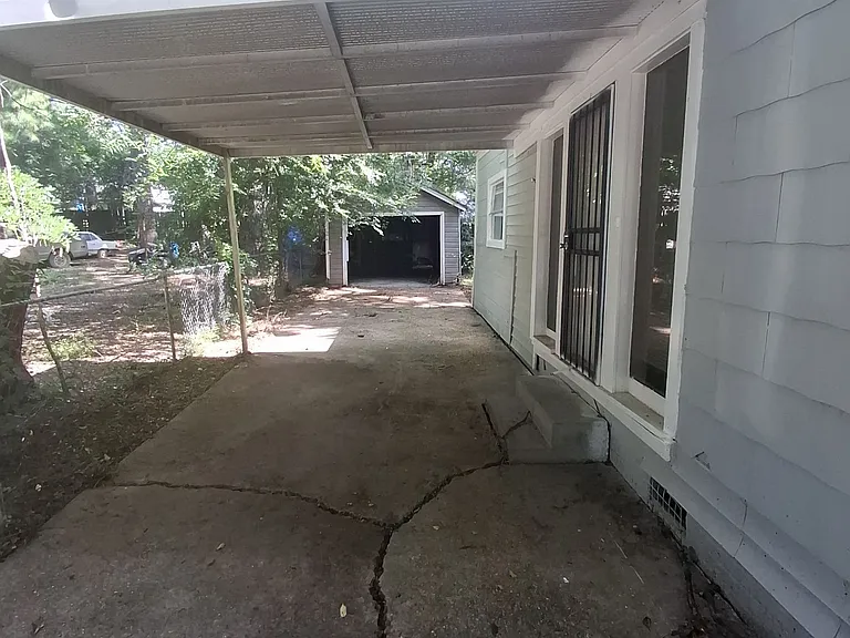 4274 Lynda St — Photo 10