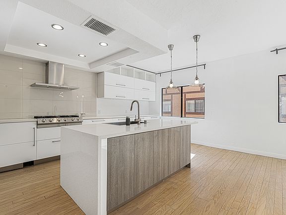 2nd image of 5834 Etiwanda Ave Unit 8