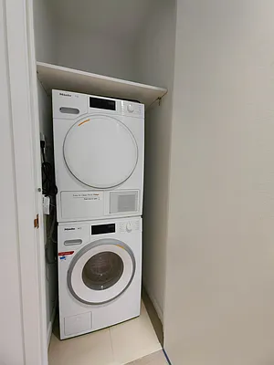 Sold by CLAREMONT REALTY & MORTGAGE LLC | media 29