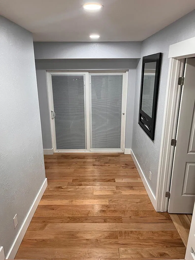 3 bed, 2150 sqft, $4,500 — Photo 3