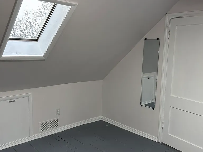 10806 Bernard Ave #3 — Photo 33