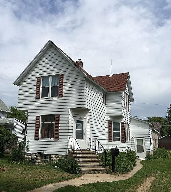 2nd image of 1162 Daggett St