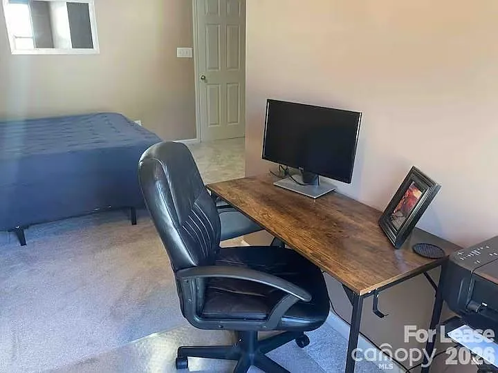 8263 Southgate Commons Dr — Photo 18