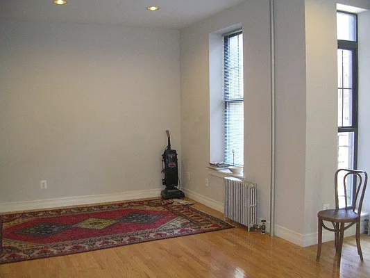 Rented by RV Realty | media 2