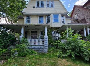 8022 Cedar Ave, Cleveland, OH