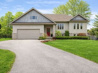 7 Grace Ave, Meaford, ON N4L 1E7