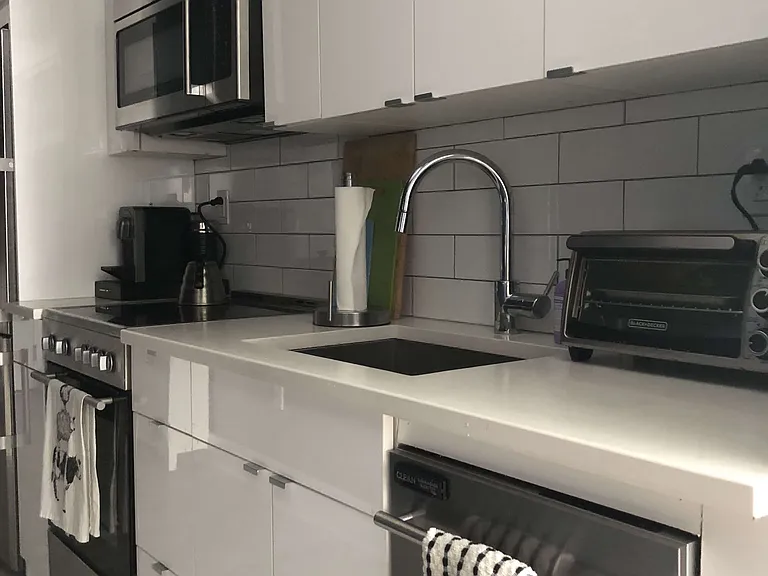 1153 N Hope St #2D — Photo 7