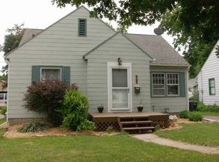 1610 Williston Ave, Waterloo, IA 50702