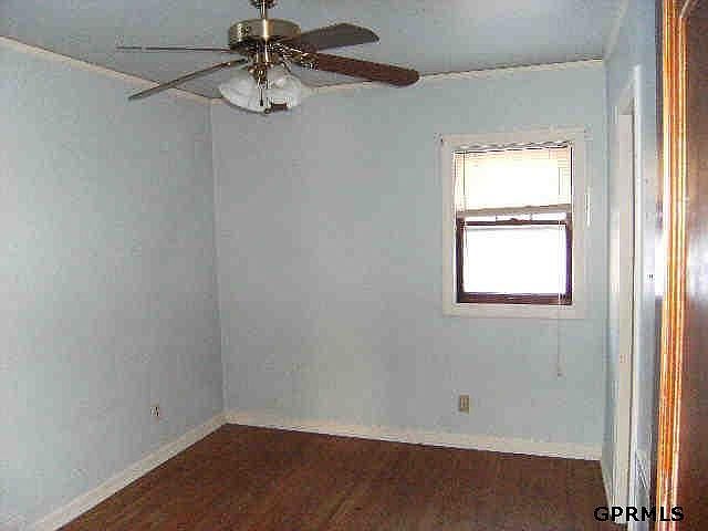 2nd image of 3064 Martin Ave