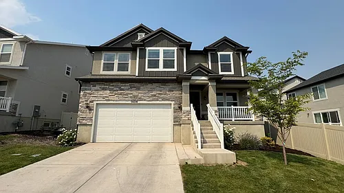 1434 W Boseman Way Photo 1