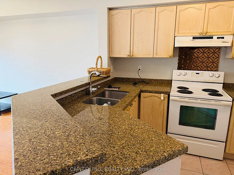 5959 Stonebriar Cres — Photo 4