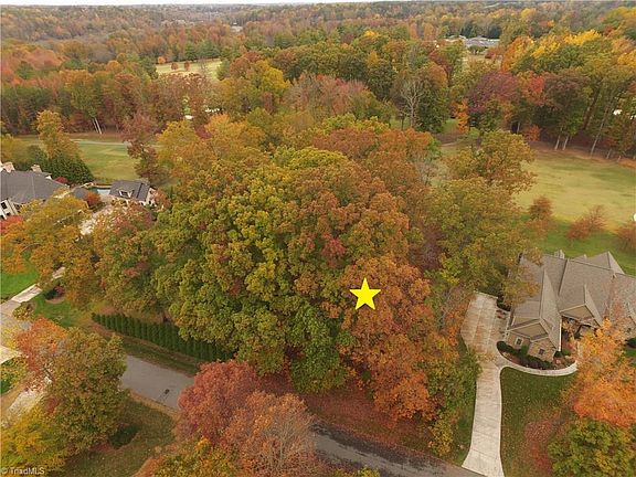 3rd image of L437 Broadmoor Dr