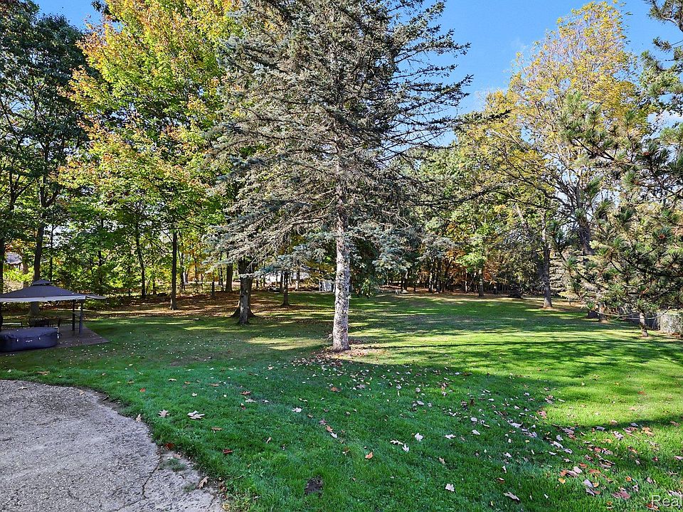 371 Rissman Ln, photo 21