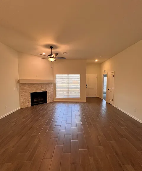 4000 Caraway Ln — Photo 2