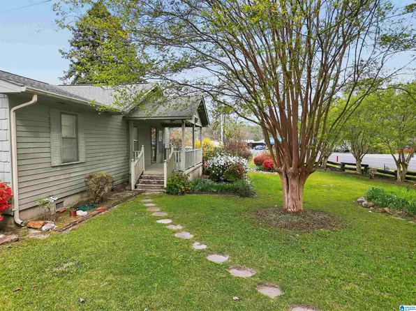 1003 7th St S, Clanton, AL 35045