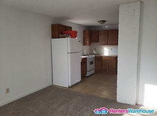 63 Front Ave #2, Saint Paul, MN 55117