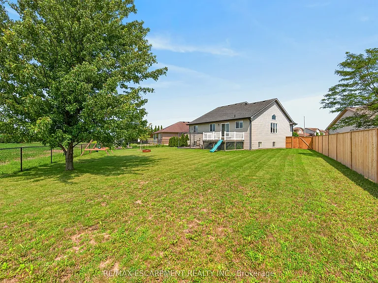 86 Golden Acres Dr — Photo 43