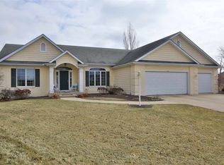 14315 Bridgestone Rd, Fort Wayne, IN 46814