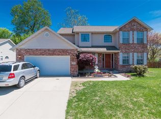 1242 Illini Dr, O'Fallon, IL 62269