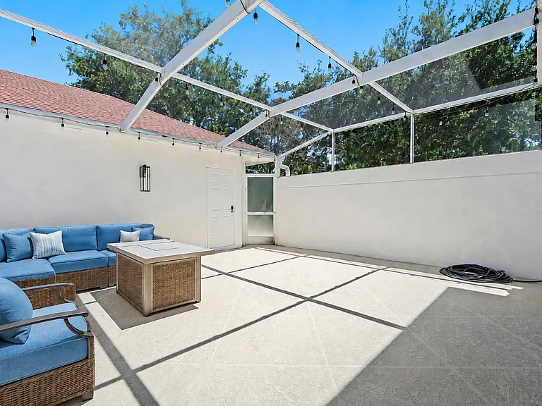 119 Waterford Dr — Photo 24