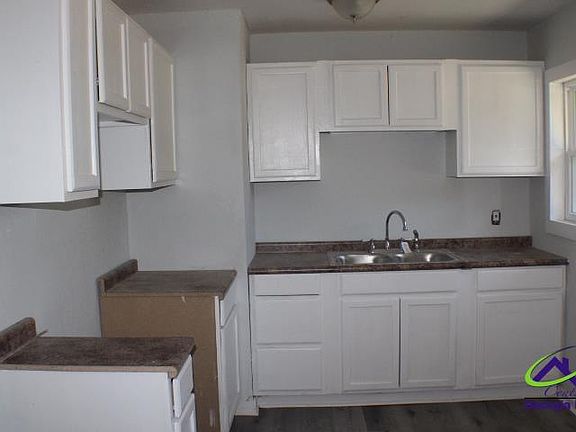 3rd image of 4354 Elkan Ave
