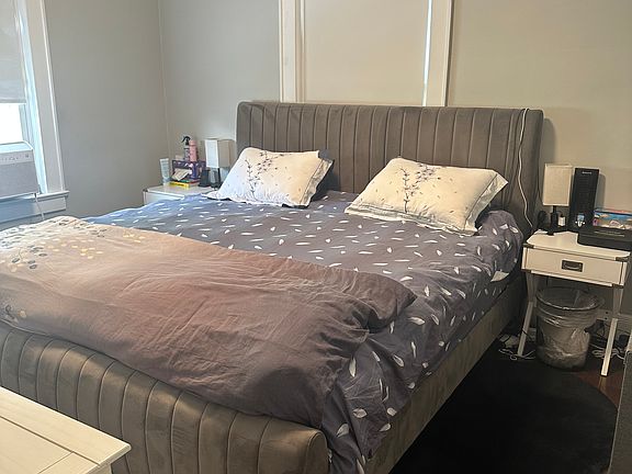 5th image of 530 Oceanpoint Ave #1