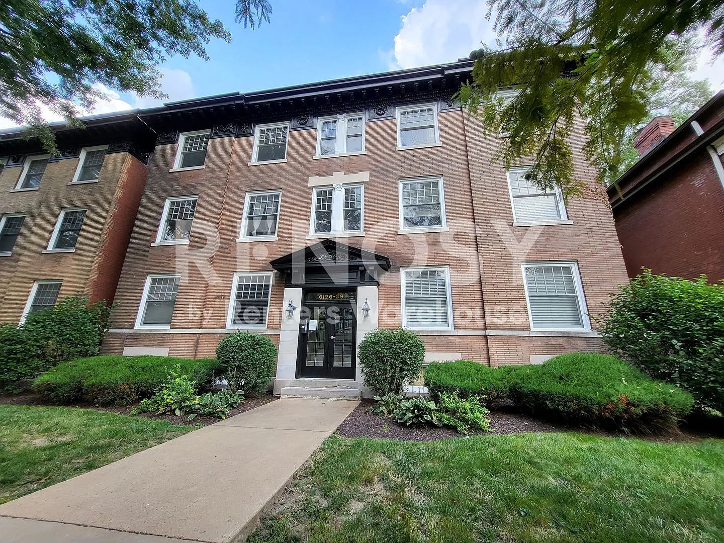Two Bed One Bath condo for rent in great central location - Available Now! — Photo 1