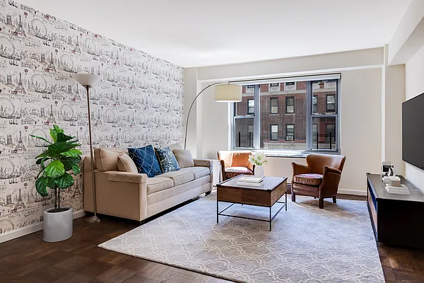 Sold by Compass | media 1