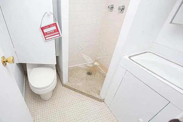 Rented by Red Sparrow Realty Group | media 26