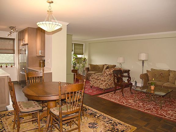 2nd image of 4525 Henry Hudson Pkwy APT 409