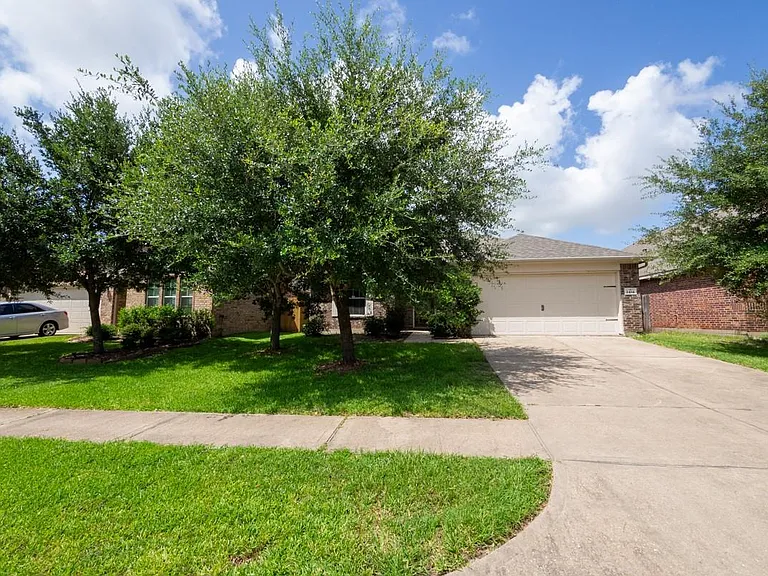 2434 Horned Owl Dr — Photo 3